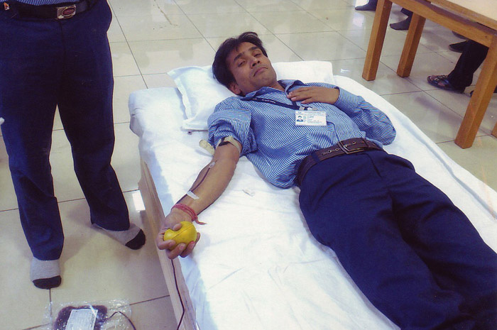 Saving lives a blood donation camp at GPL